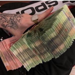 Meet your Posher, Yonas